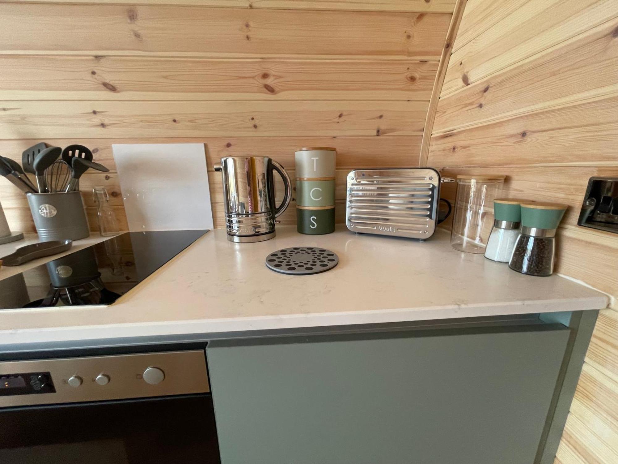 Stoer Pods - Quinag Pod Villa ลอคคินเวอร์ ภายนอก รูปภาพ