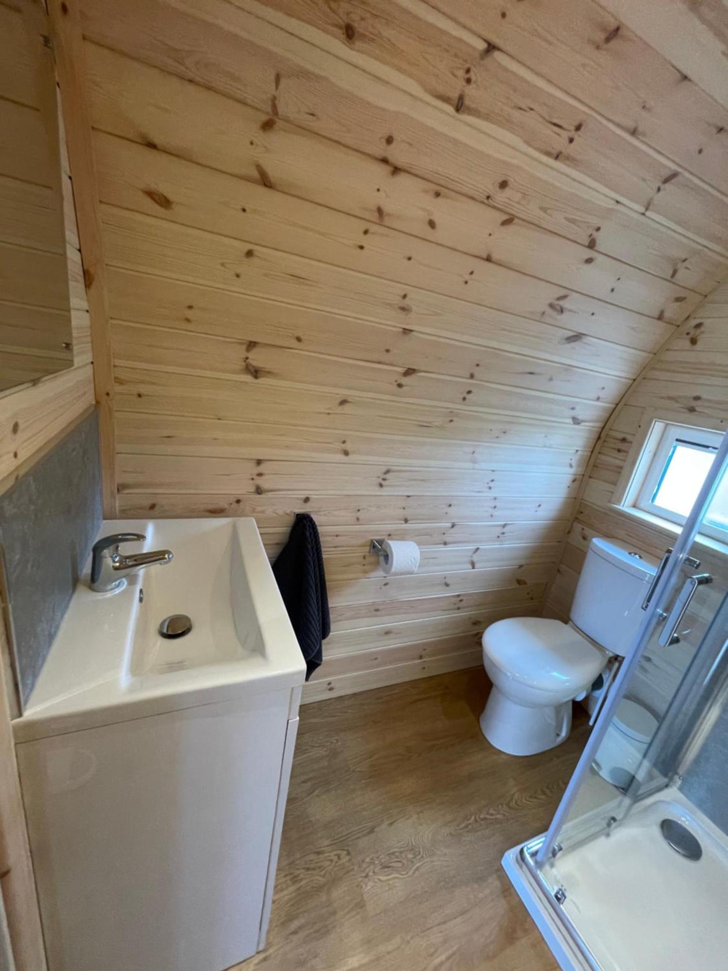 Stoer Pods - Quinag Pod Villa ลอคคินเวอร์ ภายนอก รูปภาพ